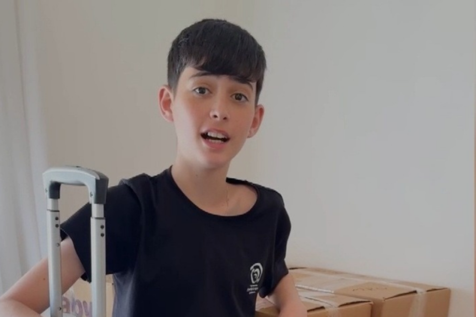 "אני ביישן": איך בגיל 13 הפך יהונתן גרוסמן לאחד המראיינים המוכרים בישראל?