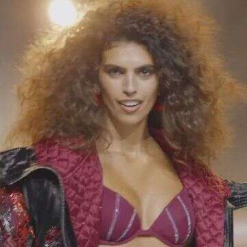 סאן מזרחי מודה: ״אני מאמינה בחייזרים״