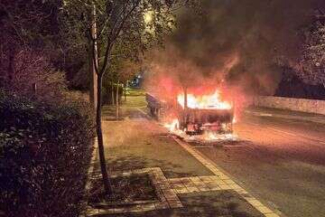 משאית לימוד נהיגה נשרפה הלילה בחיפה , דוברות כבאות והצלה