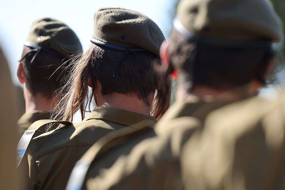 אחרי הטענות להדרת חרדים, הרבנות הצבאית תוקפת: "משחירים את פני צה"ל" , יהונתן שאול