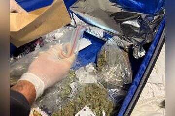 משטרת אילת חשפה רשת פריצות וסחר בסמים  , דוברות המשטרה