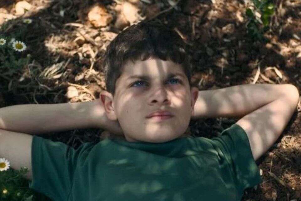 "הים" ,