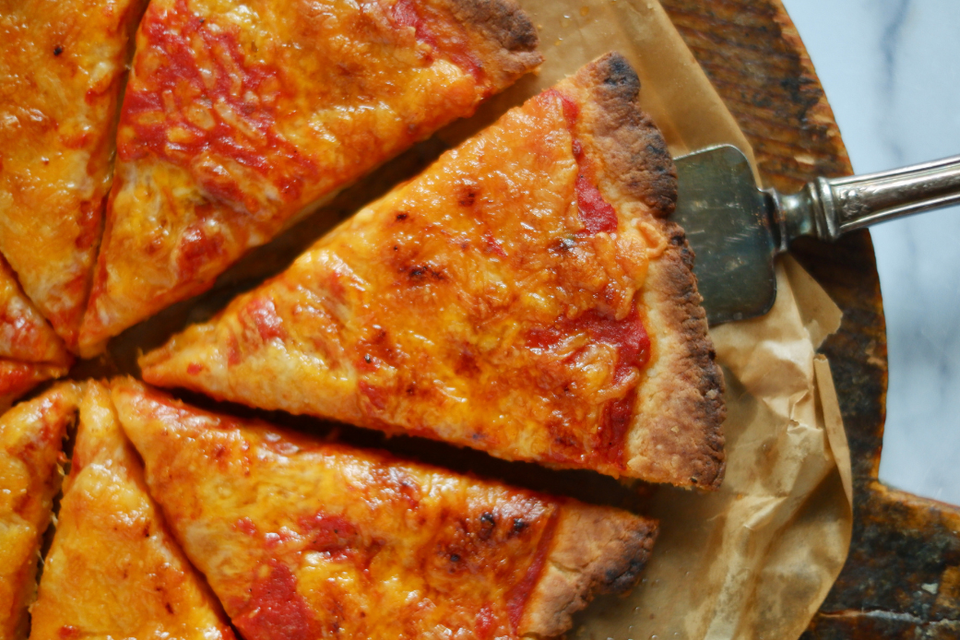 The ingenious trick that turns yesterday's dry pizza into gold