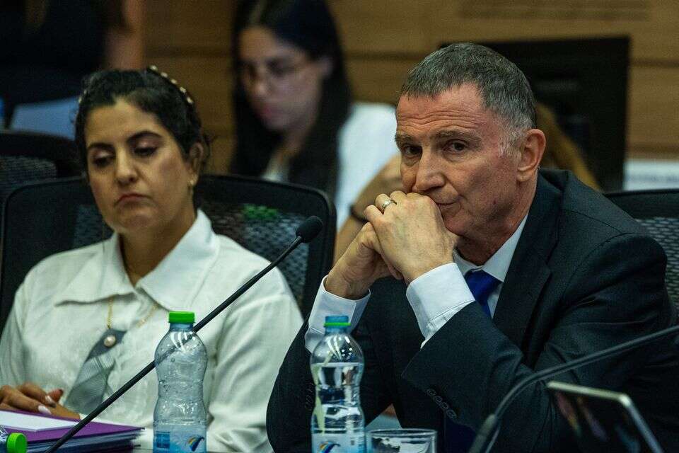 יולי אדלשטיין בדיון על הדחתו מיו"ר ועדת חוץ וביטחון , אורן בן חקון