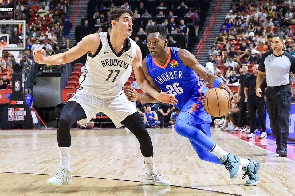 בן שרף. יש לו הרבה עבודה כדי להפוך לשחקן NBA לגיטימי , AFP