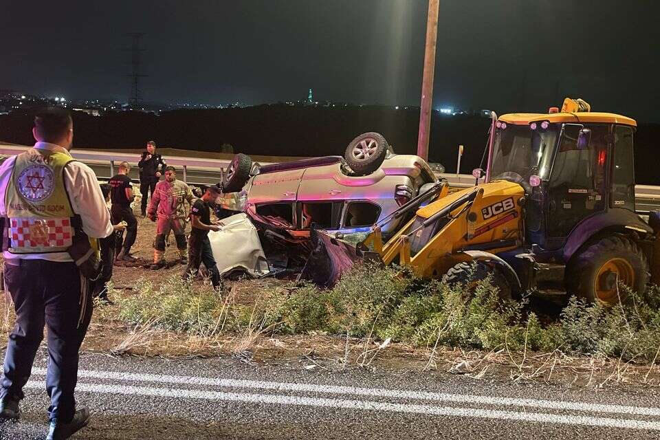 זירת התאונה , מד"א