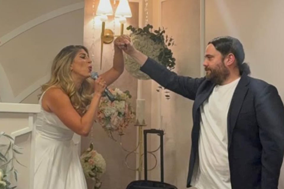 התבייש. אורטל אדרי ובעלה , אינסטגרם