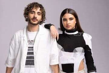 סטילה נגד המשטרה: "בריונים במדים"