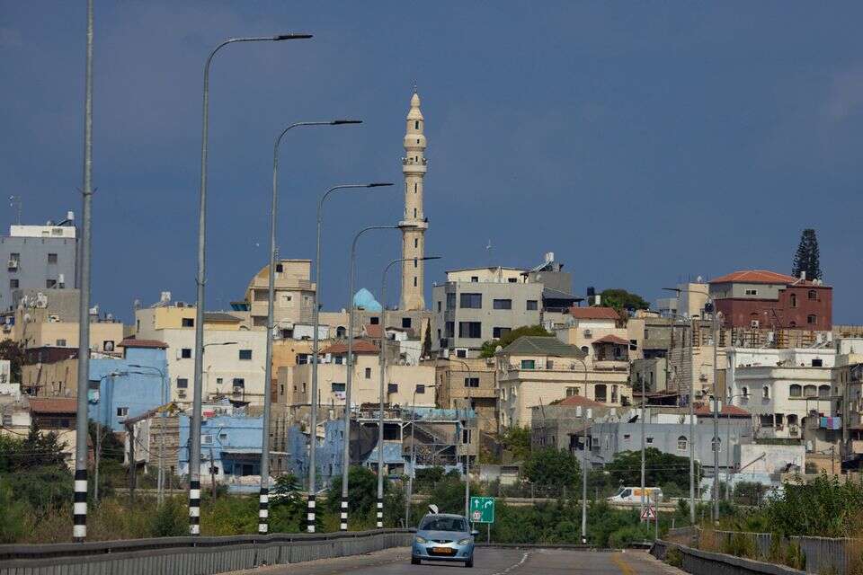 ג'סר א-זרקא , משה שי