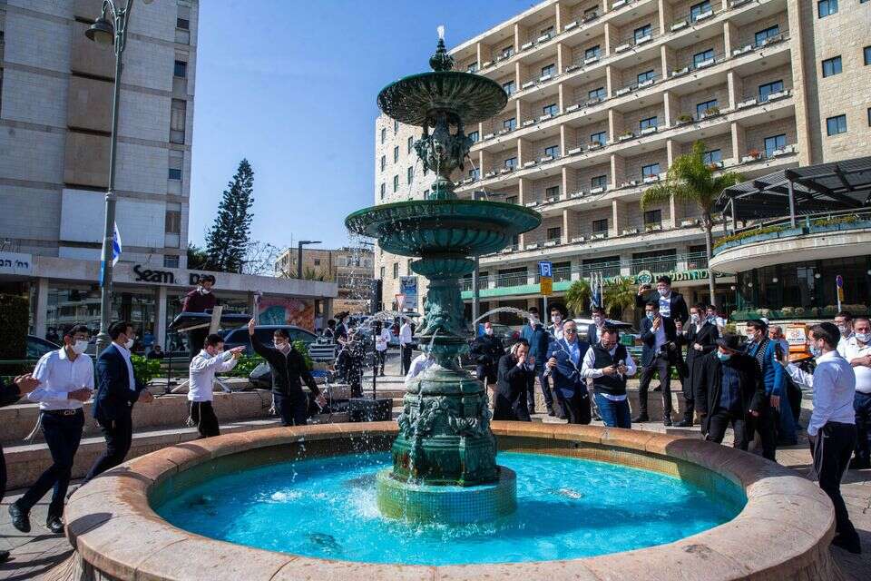 כיכר פריז (צרפת) בירושלים , אורן בן חקון