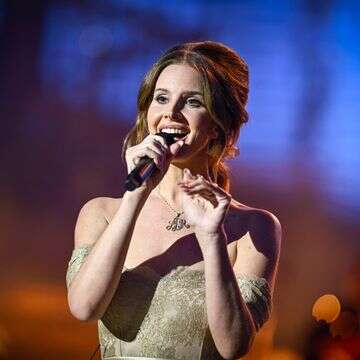 "חייבת לשים סוף": לנה דל ריי מתכסחת בפומבי