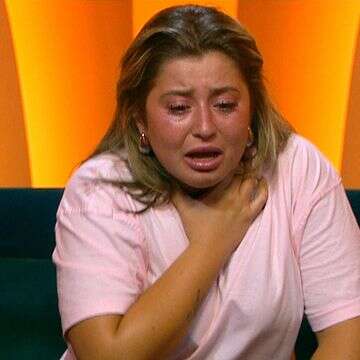 שלקה הושפלה ופרצה בבכי