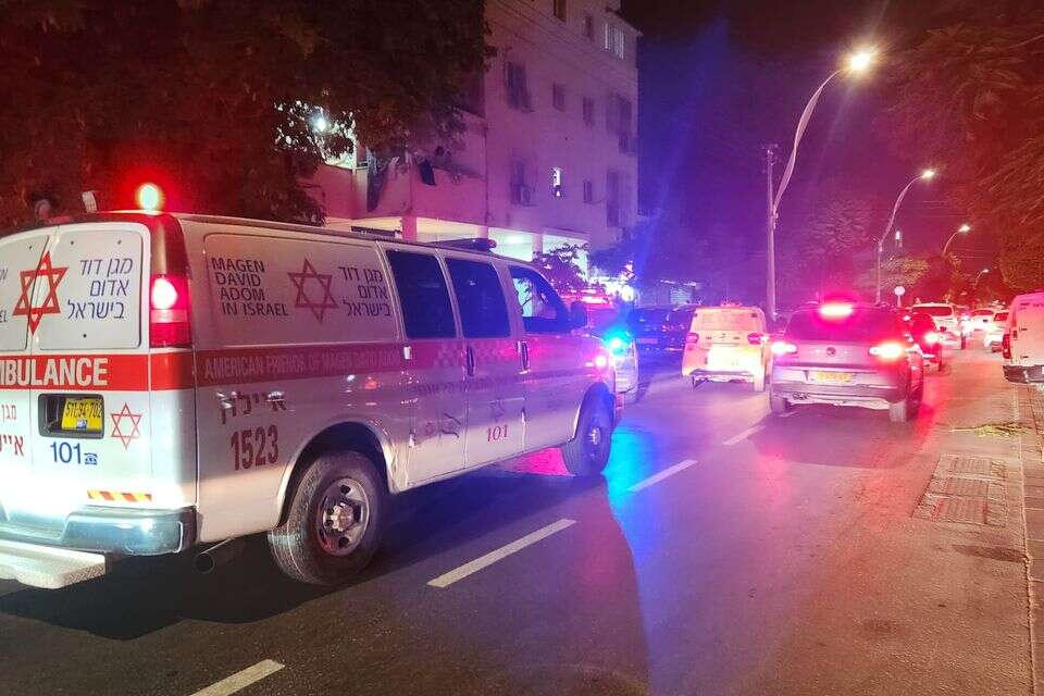 אירוע אלימות בלוד, אמבולנס במקום. , מד"א