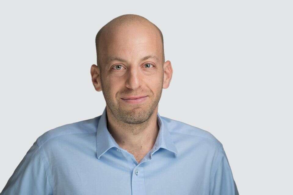 זאב ביננשטוק סמנכ"ל ייעוץ משפטי בחברת רובי קפיטל , יקיר פולק