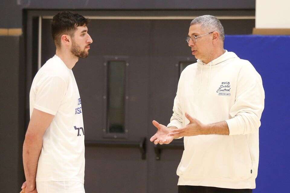 מוטי דניאל ויובל זוסמן , אלן שיבר
