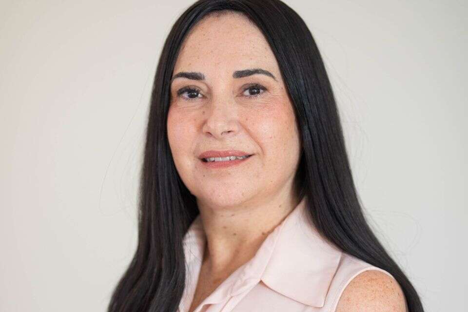 מיכל גור, מנכ"לית אלמוגים , אוהד דיין