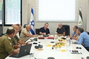 מנכ״ל משרד הביטחון, אלוף (מיל׳) אמיר ברעם בסיור , אגף דוברות וקשרי ציבור במשרד הביטחון