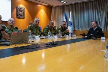 הדיון לאישור תוכניות התקיפה בעזה  , צילום: אריאל חרמוני, משרד הביטחון