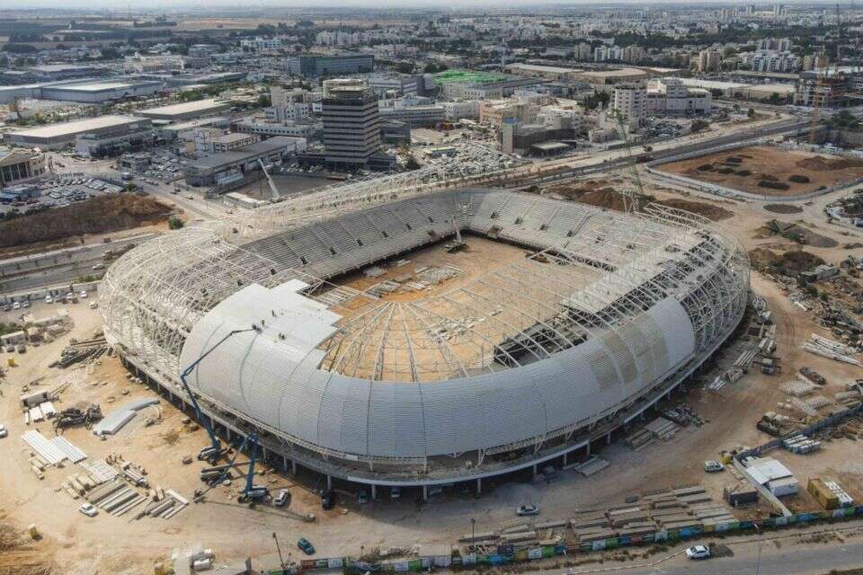 האצטדיון באשדוד בבנייה , לירון מולדובן