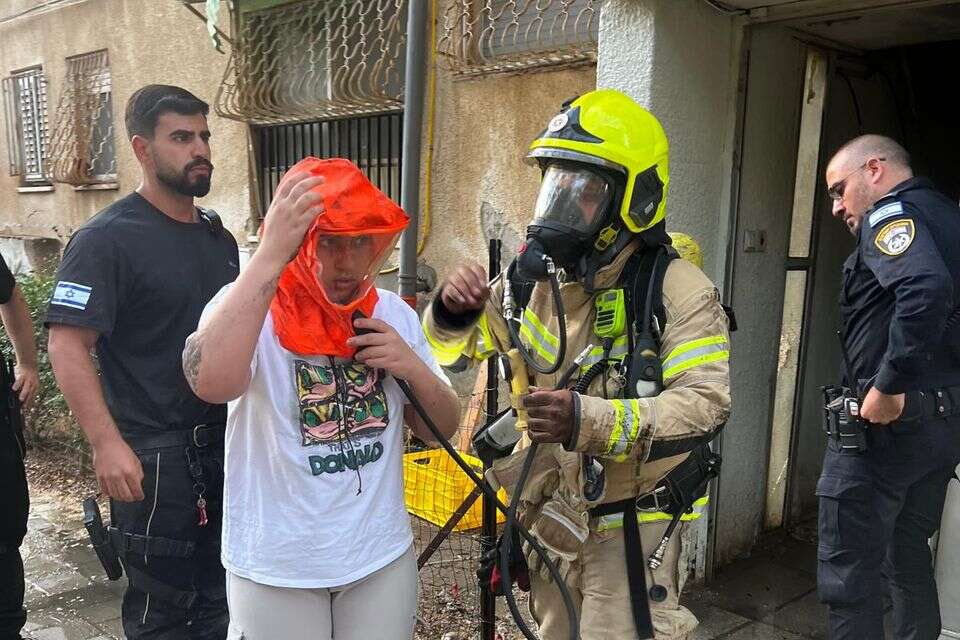 שריפה בבניין מגורים בבאר שבע , דוברות כבאות והצלה