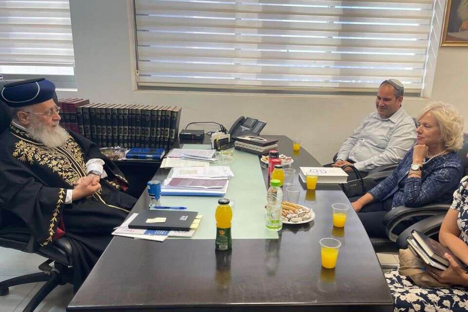 היועמשית והרב יצחק יוסף , .