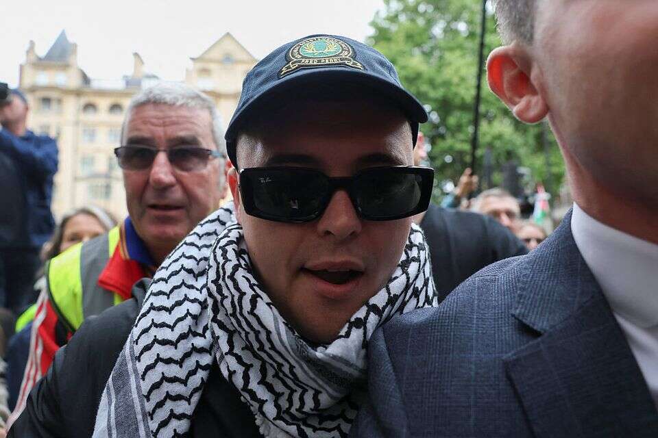 סולן ניקאפ מגיע לבית המשפט בלונדון , רויטרס