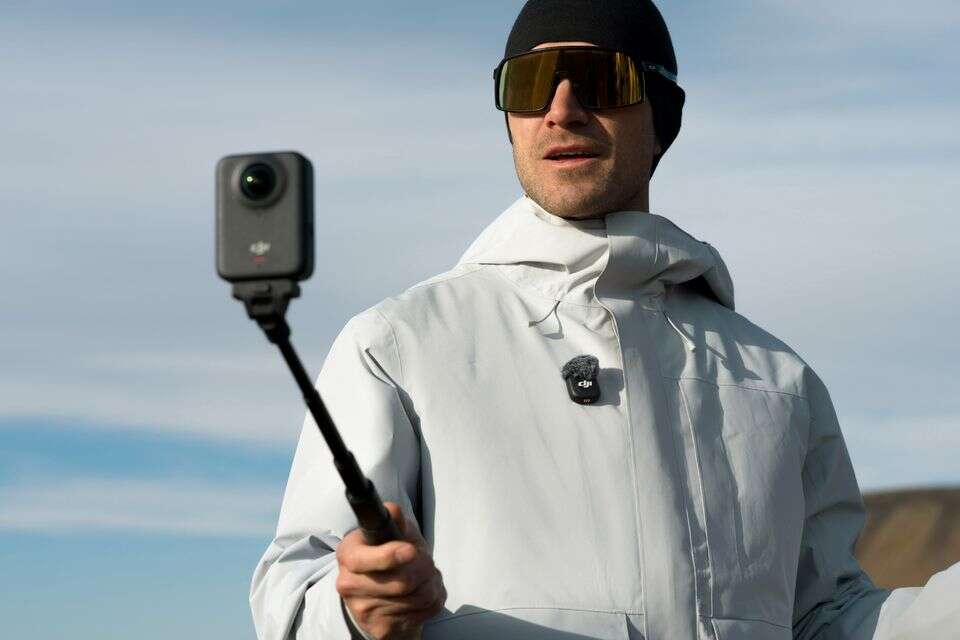 קיבלתי את מצלמת ה-360 מעלות החדשה של DJI - אז קפצתי מהגג של בלומפילד