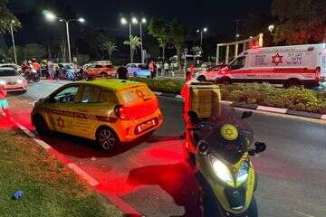 זירת התאונה באשדוד , מד"א