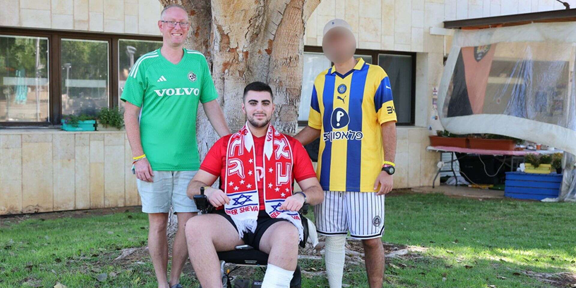 ע, אוריאן אברג'יל ותומר הובר. אוהדי כדורגל שנפצעו במלחמת חרבות ברזל , אודי ציטיאט