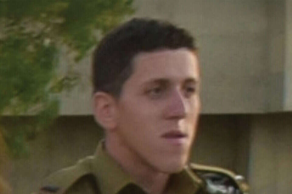 סגן אורי גרליץ ז"ל , .