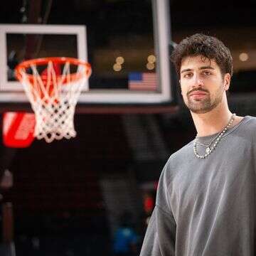 דני אבדיה: עושה לנו כבוד עם סטייל 'קולע' (וידאו)