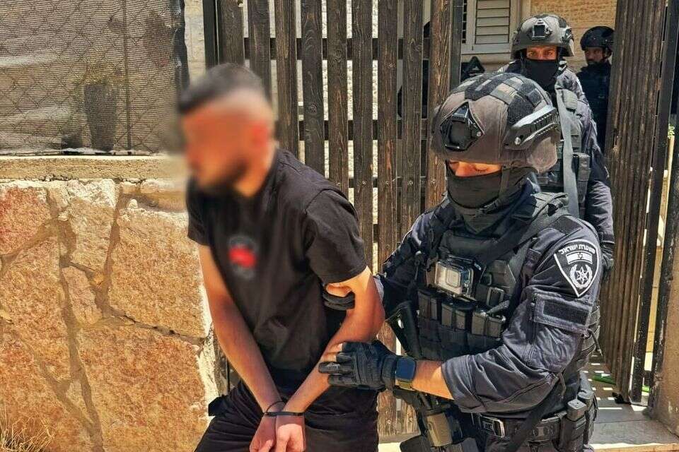 "אהבה לשהידים ול-7 באוקטובר": מעצר אחד החשודים שתמך בטרור והסתה , דוברות המשטרה