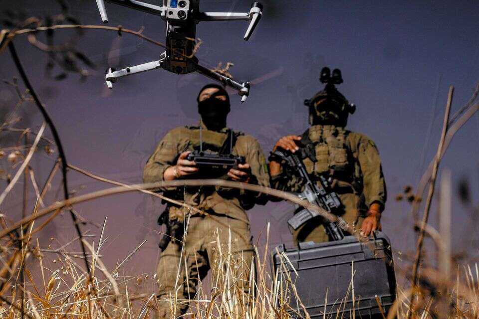 לוחמי יחידה 6 של צה"ל מתפעלים רחפן , אריק סולטן