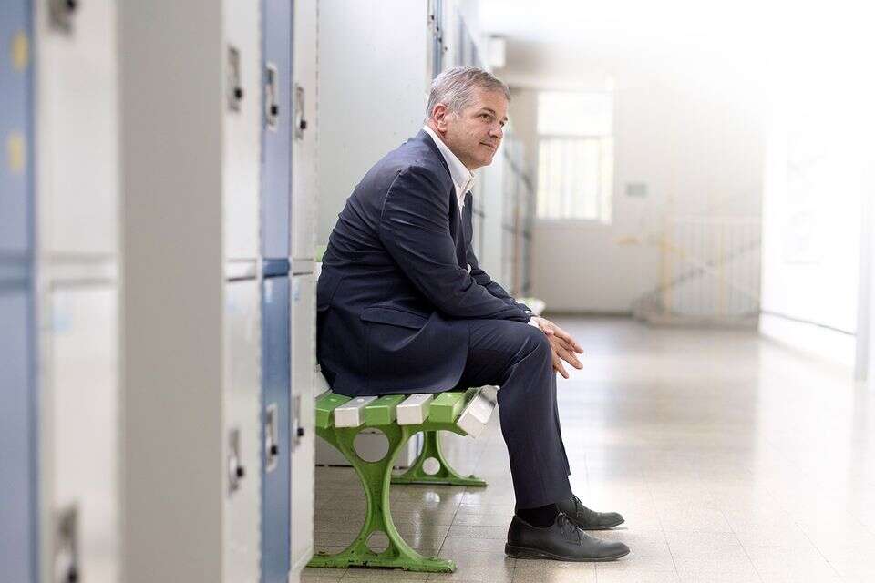 שר החינוך יואב קיש , מיכה בריקמן