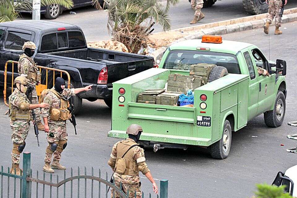 צבא לבנון אוסף נשק פלשתיני , אי.פי.אי