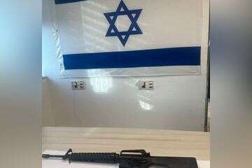 הנשק מסוג M16 שנתפס בפשיטה בחיפה , דוברות המשטרה 