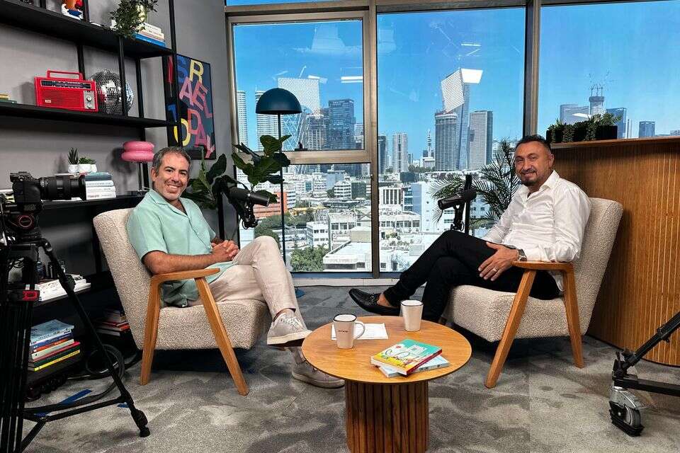 החיים כסטארט אפ עם רוני אינסאז , ללא קרדיט