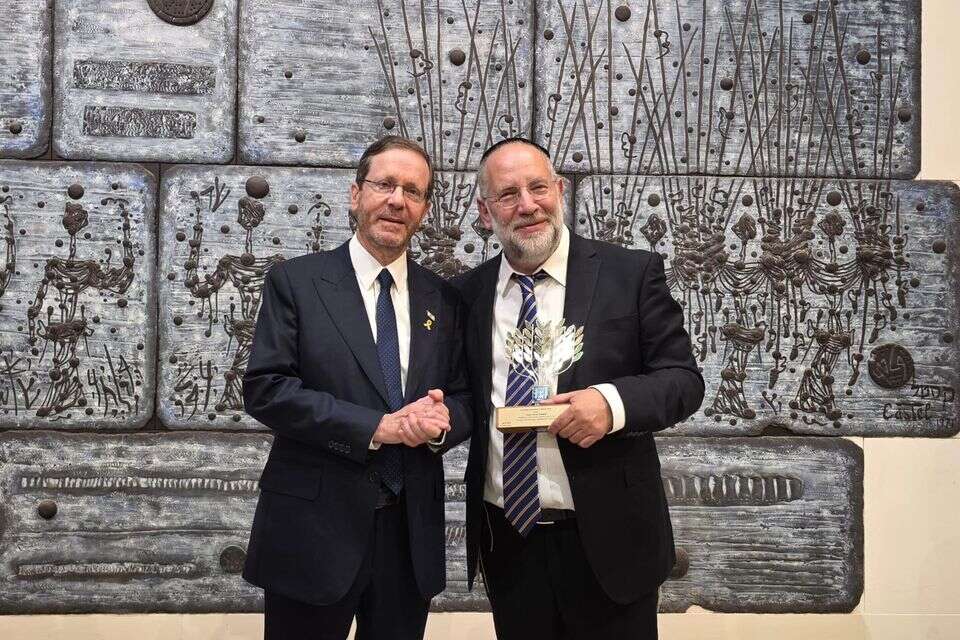 הרב שלמה רענן, מייסד ויו"ר ארגון "איילת השחר" , חופשי 