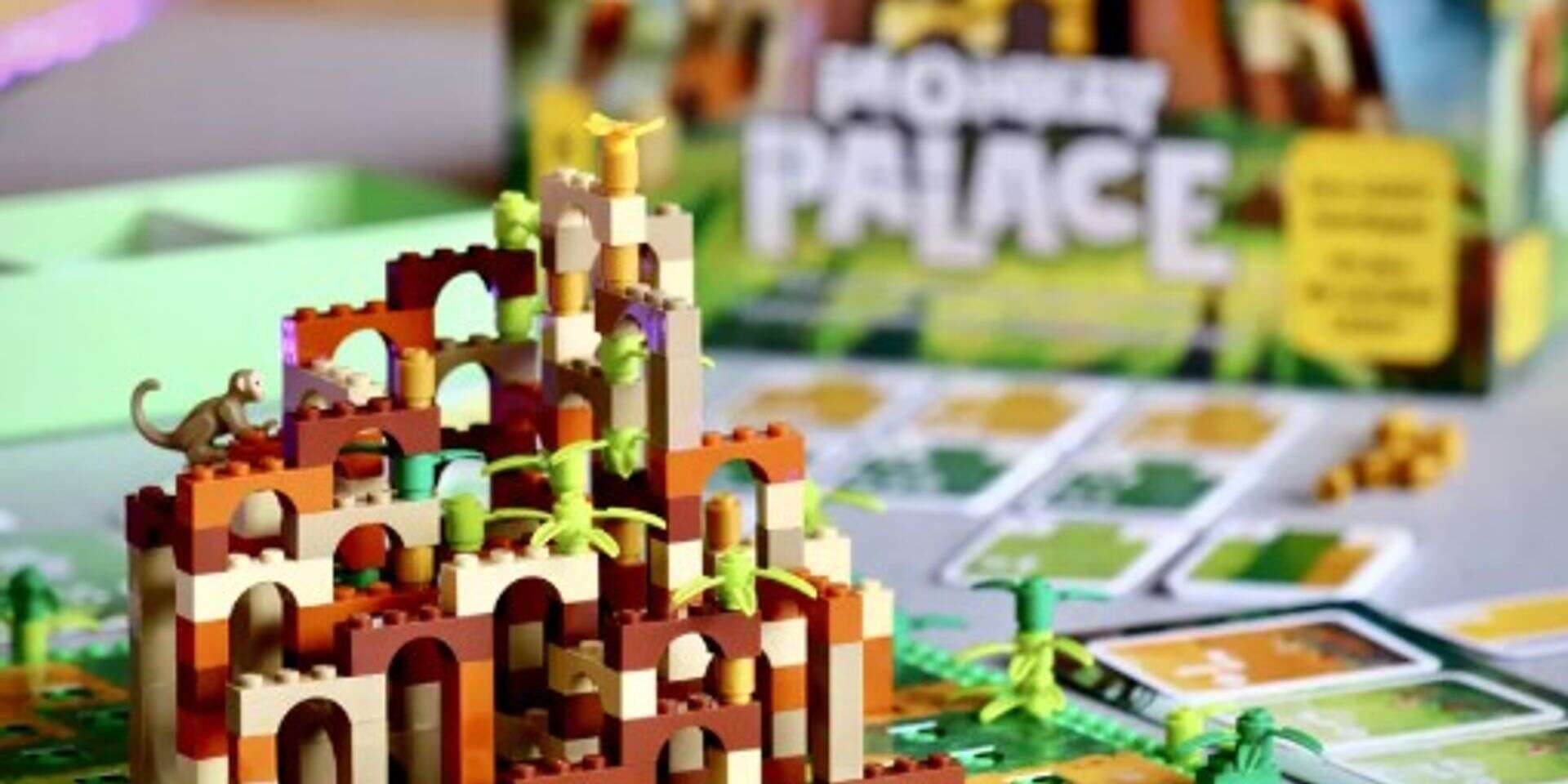ארמון הקופים, משחק הקופסה הראשון של לגו , יחצ