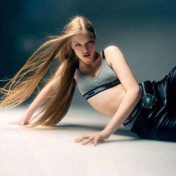 אבא מיליארדר: ויויאן על החיים בלי העושר של אילון מאסק