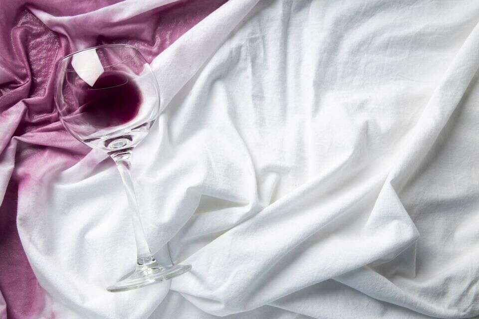 כתם של יין אדום , GettyImages
