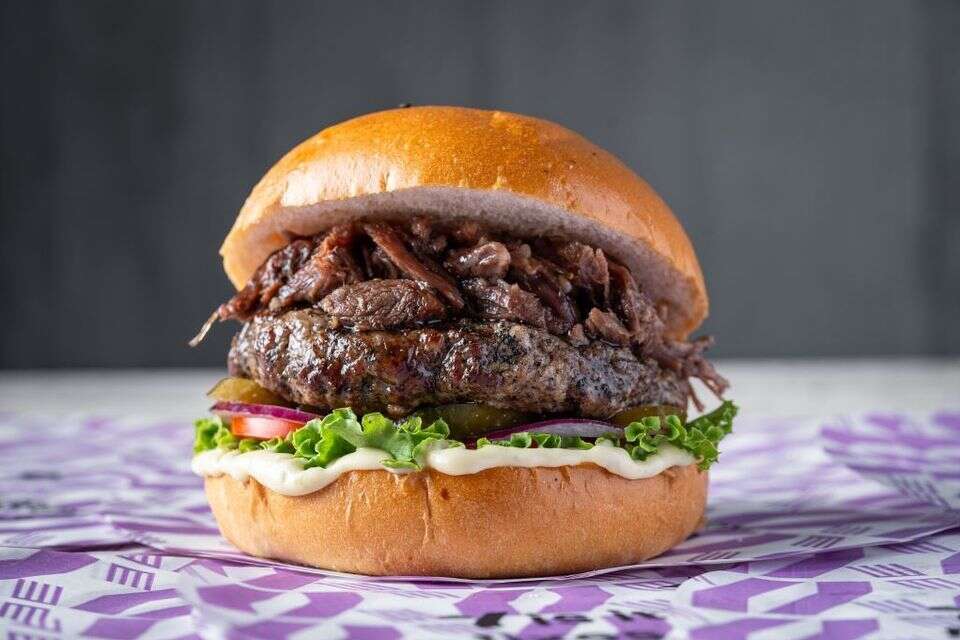 המבורגר ארגנטינאי , דוד מויאל