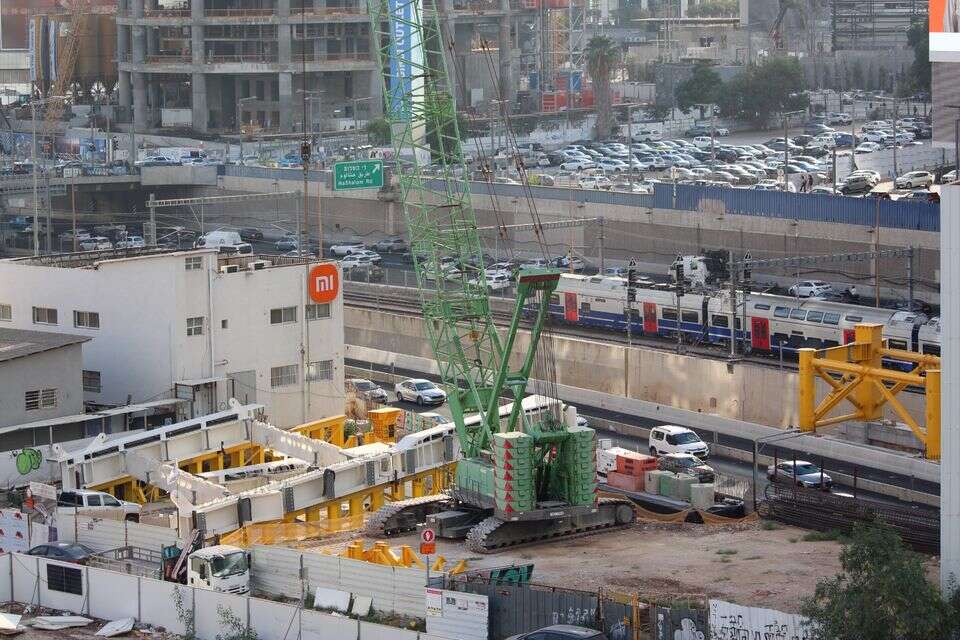 "עמק ברכה", הגשר התקוע בתל אביב , אבי כהן