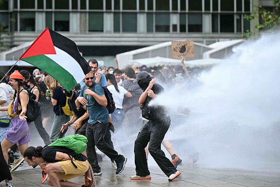 הפגנות בפריז במסדרת מחאת "חסמו הכל"  , איי.אף.פי
