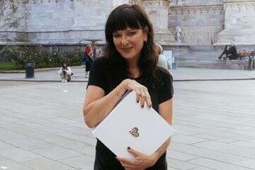 המאפרת נטאשה דנונה: "חלמתי על ישראל" (וידיאו)