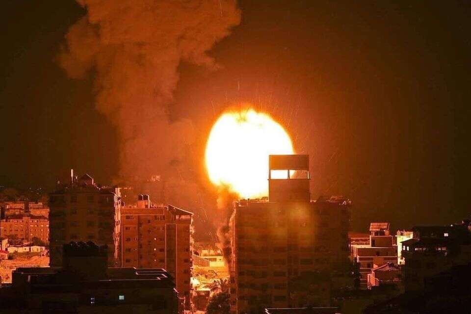 תקיפות בעזה , רשתות ערביות