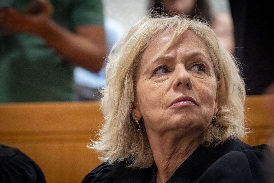 היועמ"שית גלי בהרב מיארה , אורן בן חקון
