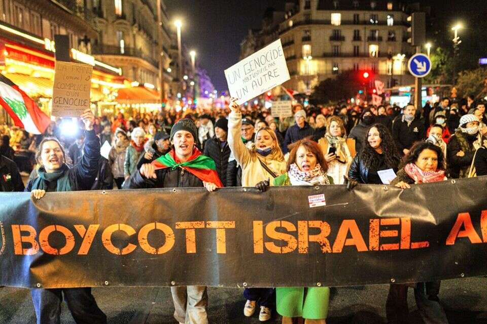הפגנה אנטי-ישראלית בפריז , GettyImages