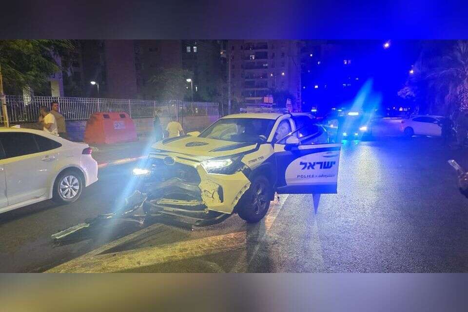 זירת ההתנגשות , דוברות המשטרה