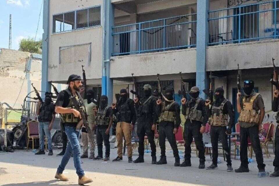 Another humiliation: militias in Gaza kidnapped a senior Hamas official